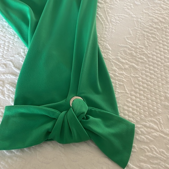 Chico’s Size 2 (10/12) Green Top w/ 3/4 Raglan Sleeves. Smoke Free Home. - Picture 3 of 7